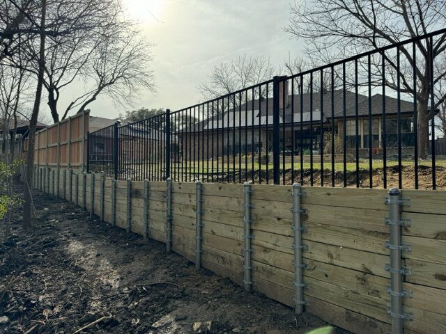 A project made by Franco Fence, a Fence and Gate contractor in Garland, Texas.